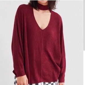 UO long sleeve v-neck sweater